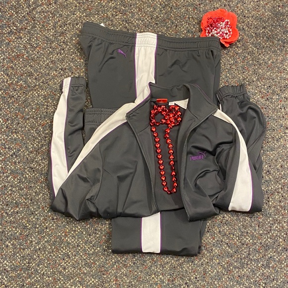 Puma Men Charcoal and White Windbreaker - Picture 5 of 6